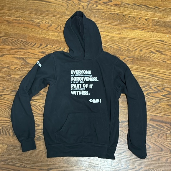 Black Drake Power Yoga Canada Hoodie - Picture 1 of 3